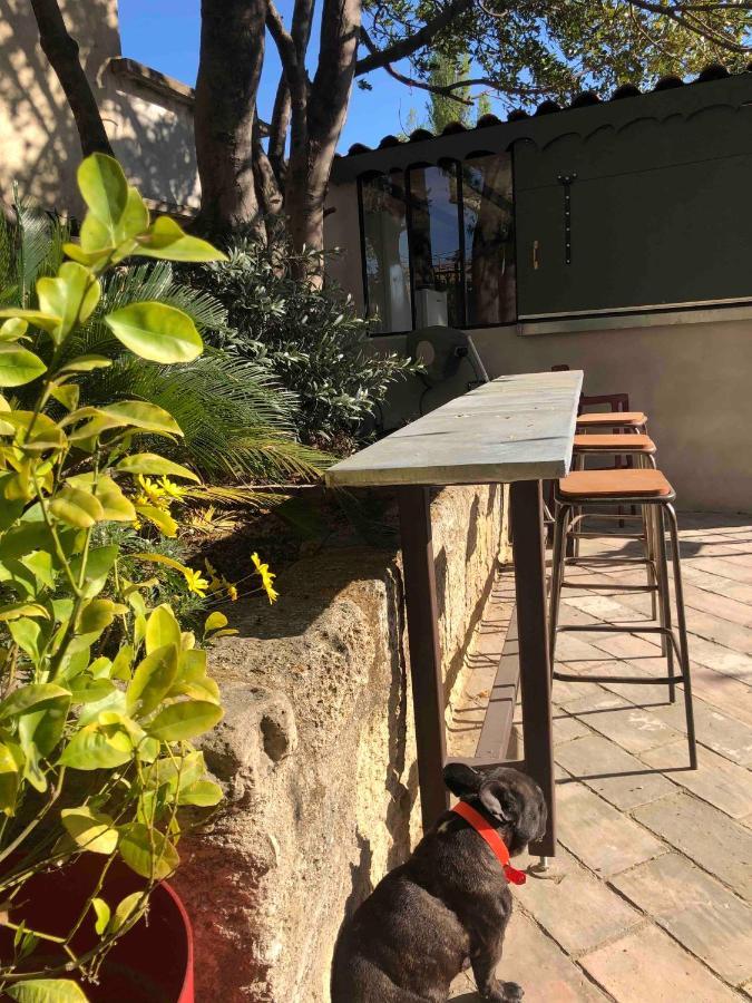 Au Bout Du Pre Otel Pézenas Dış mekan fotoğraf