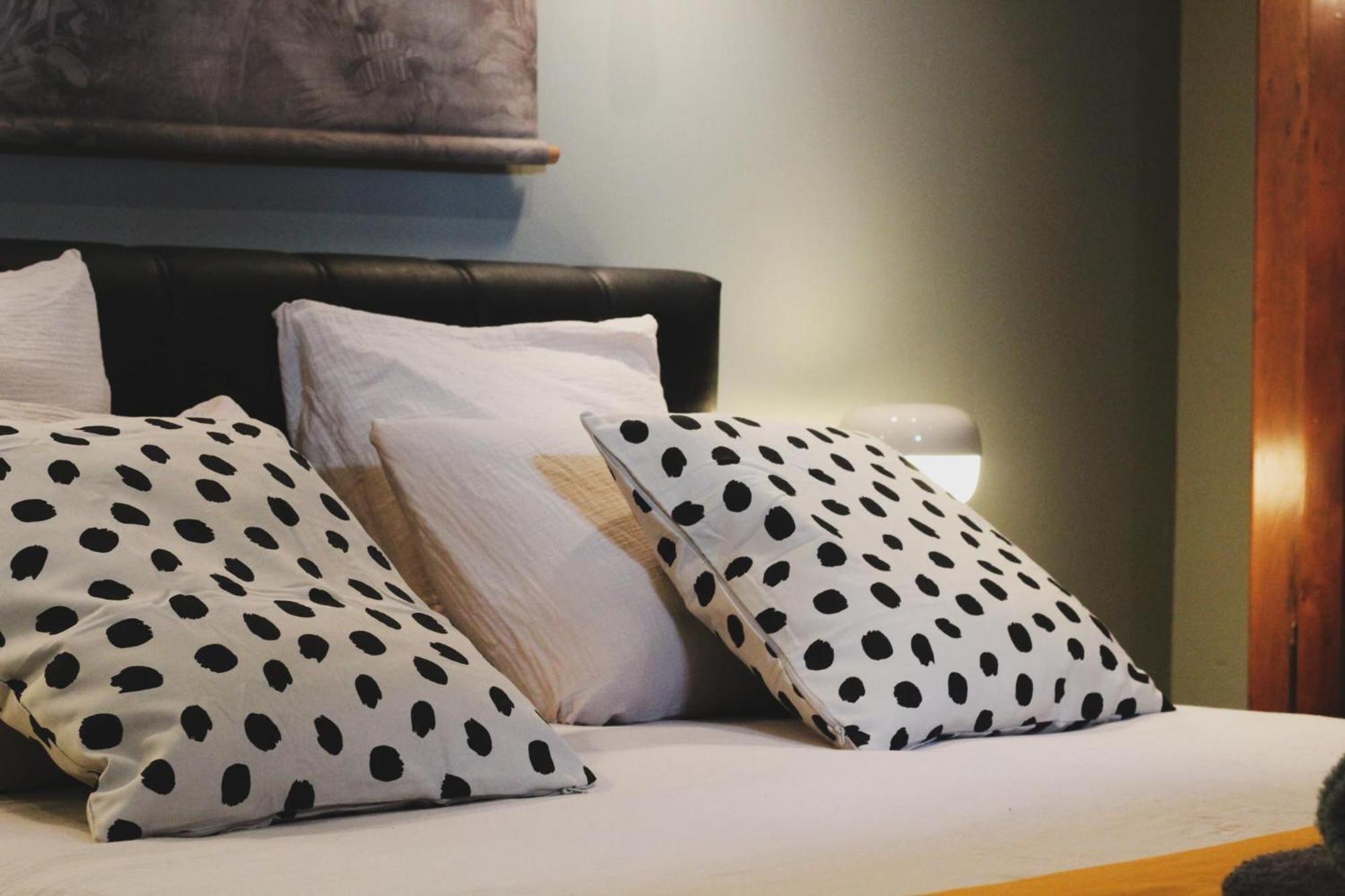 Au Bout Du Pre Otel Pézenas Dış mekan fotoğraf