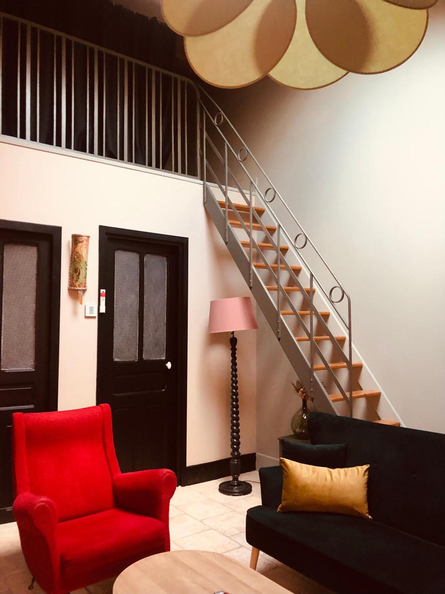 Au Bout Du Pre Otel Pézenas Dış mekan fotoğraf