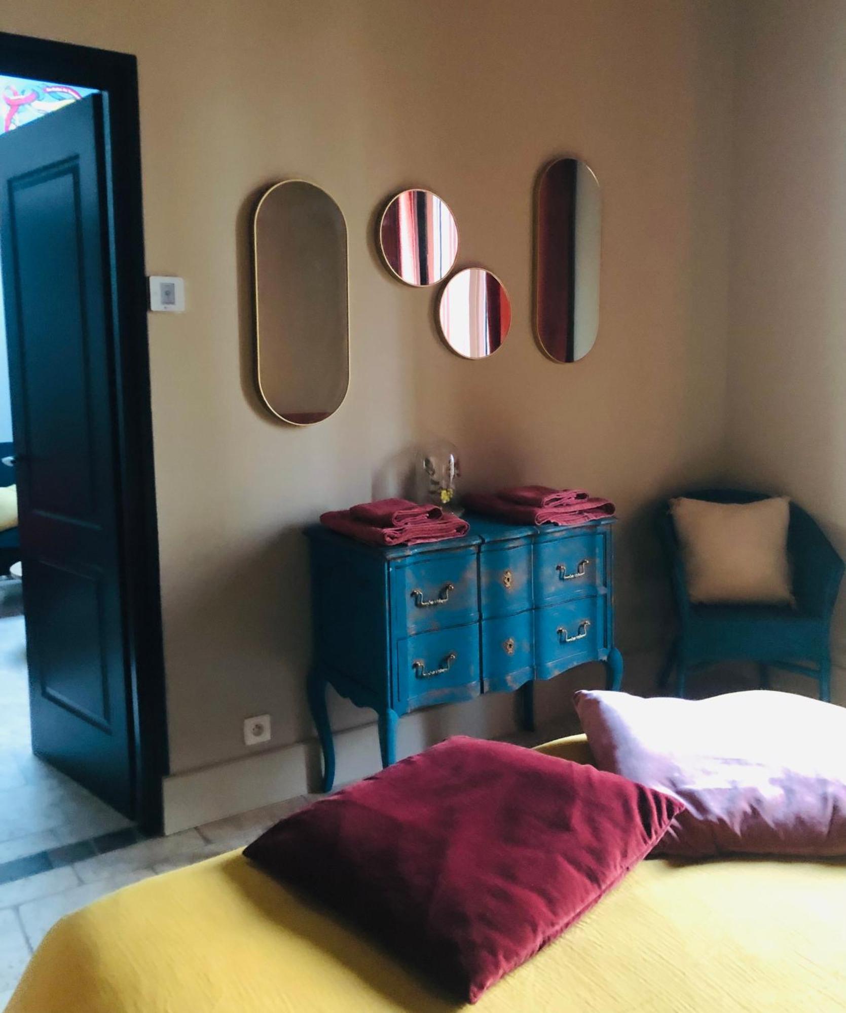 Au Bout Du Pre Otel Pézenas Dış mekan fotoğraf